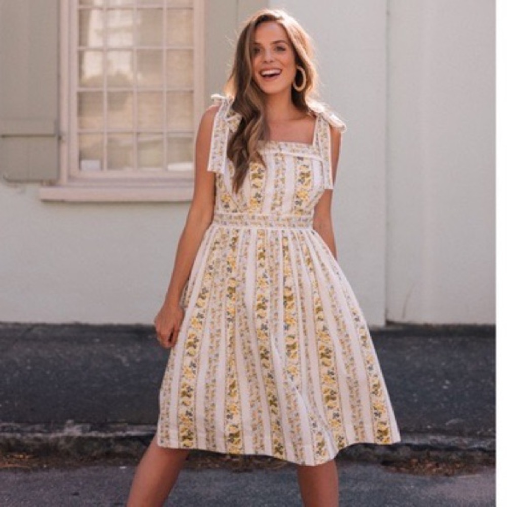 Gal Meets Glam Yellow Arina Size 12